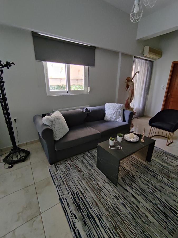 D&D Apartment Pyrgos  Luaran gambar
