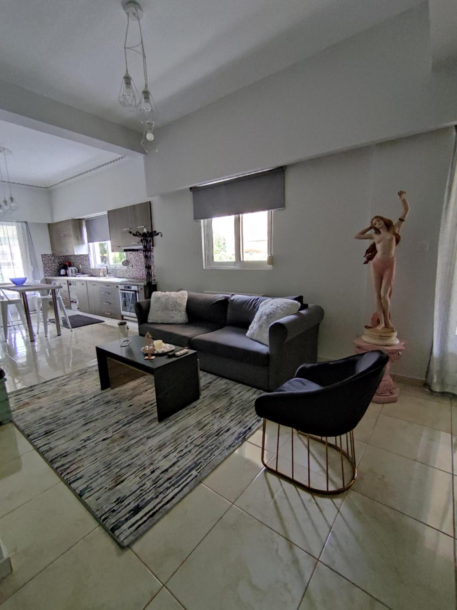 D&D Apartment Pyrgos  Luaran gambar